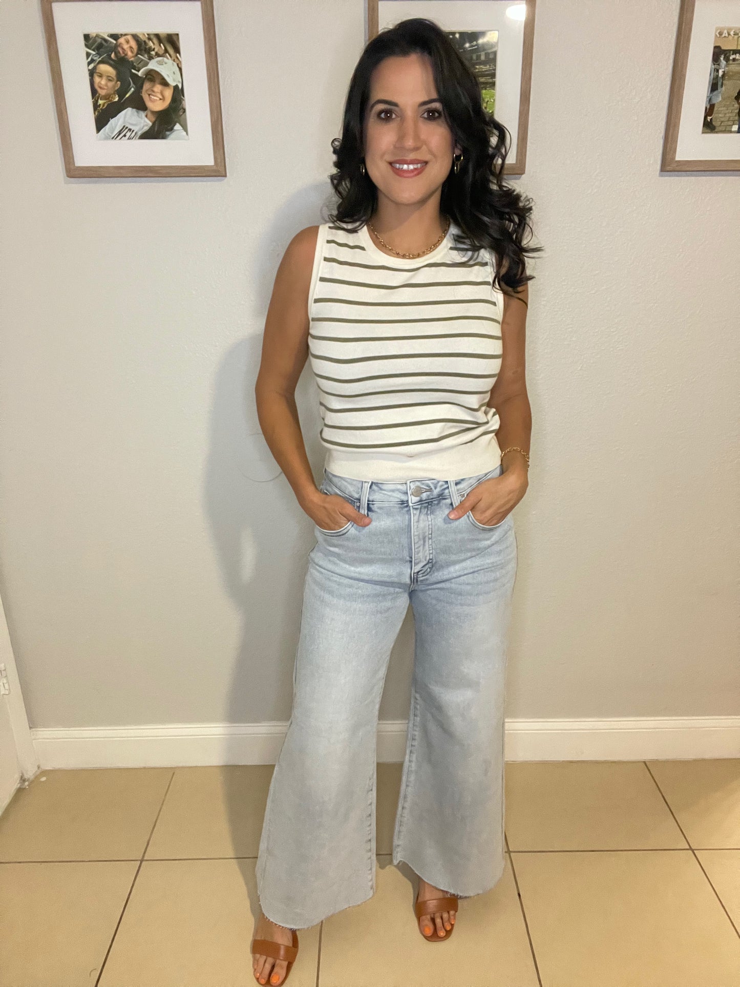 Sleeveless Round Neck Stripe Spring Sweater-OS