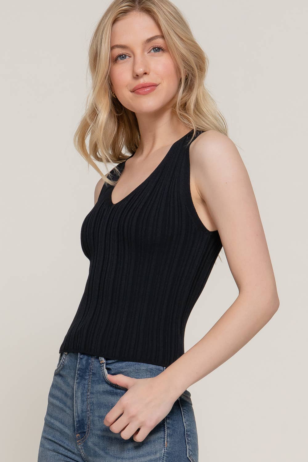 Sleeveless V-neck Variegated Rib Sweater-OS