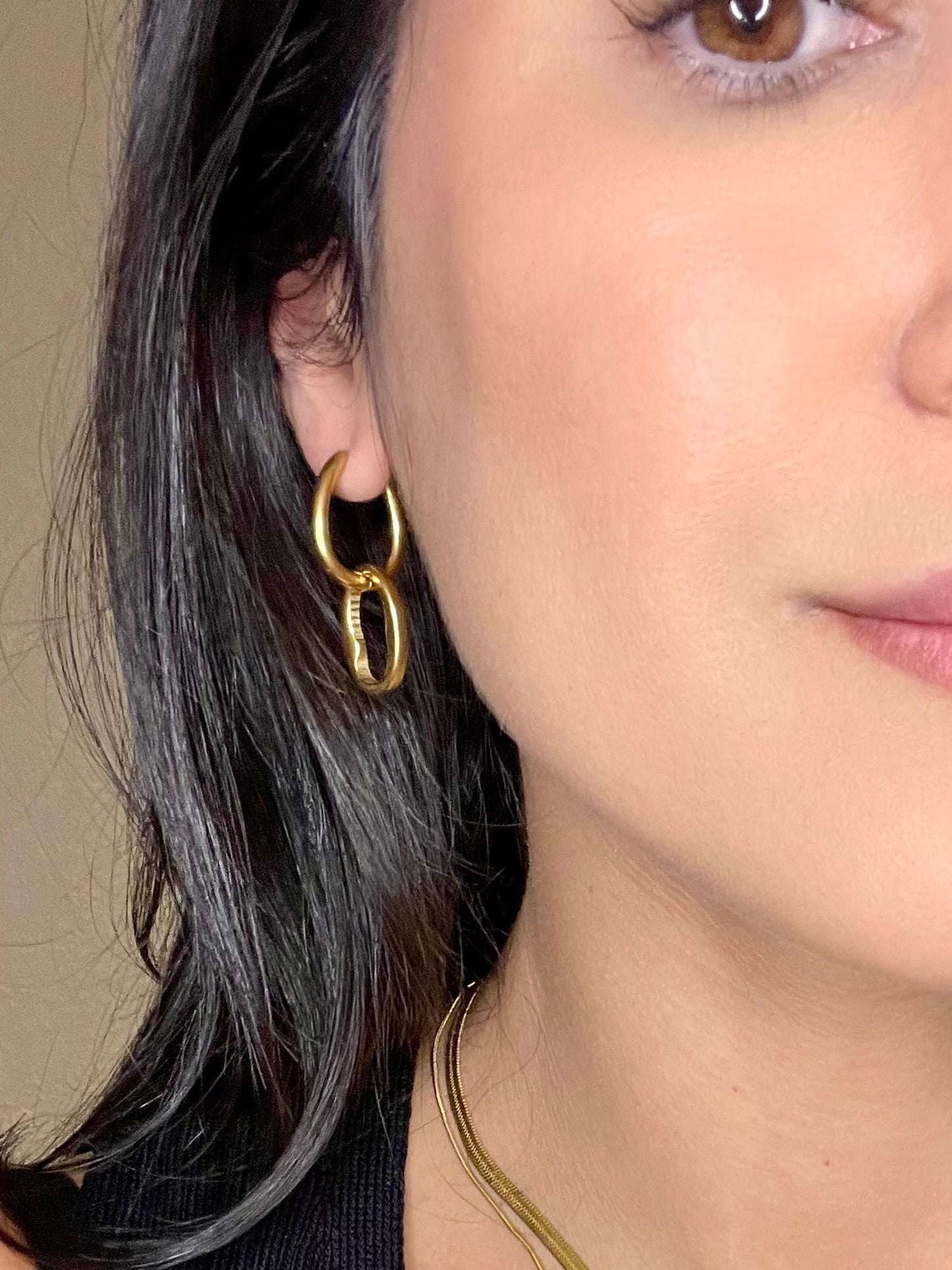 Interlocked Oval Pendant Earrings -OS