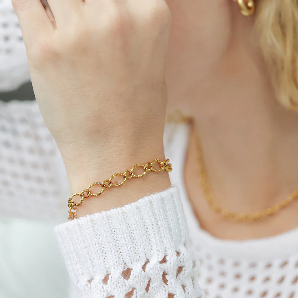 Hammered Oval Chain Bracelet- OS