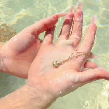 Clam Shell Charm Necklace