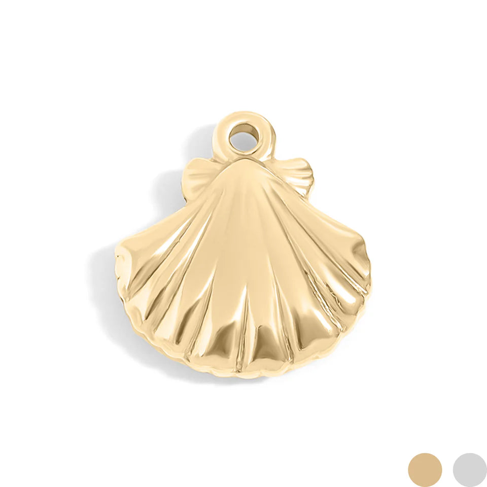 Clam Shell Charm Necklace